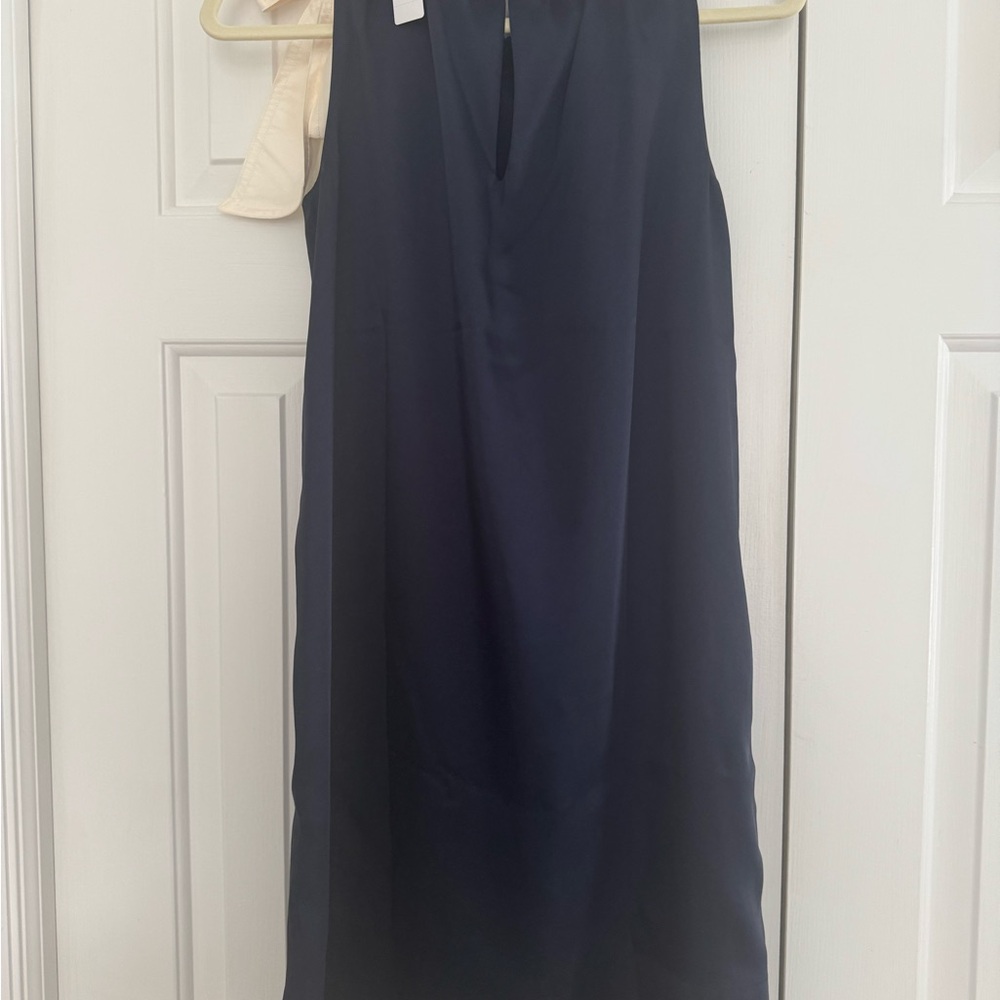 Elegant J. Crew Navy Dress with Cream Bow - Picture 2 of 4